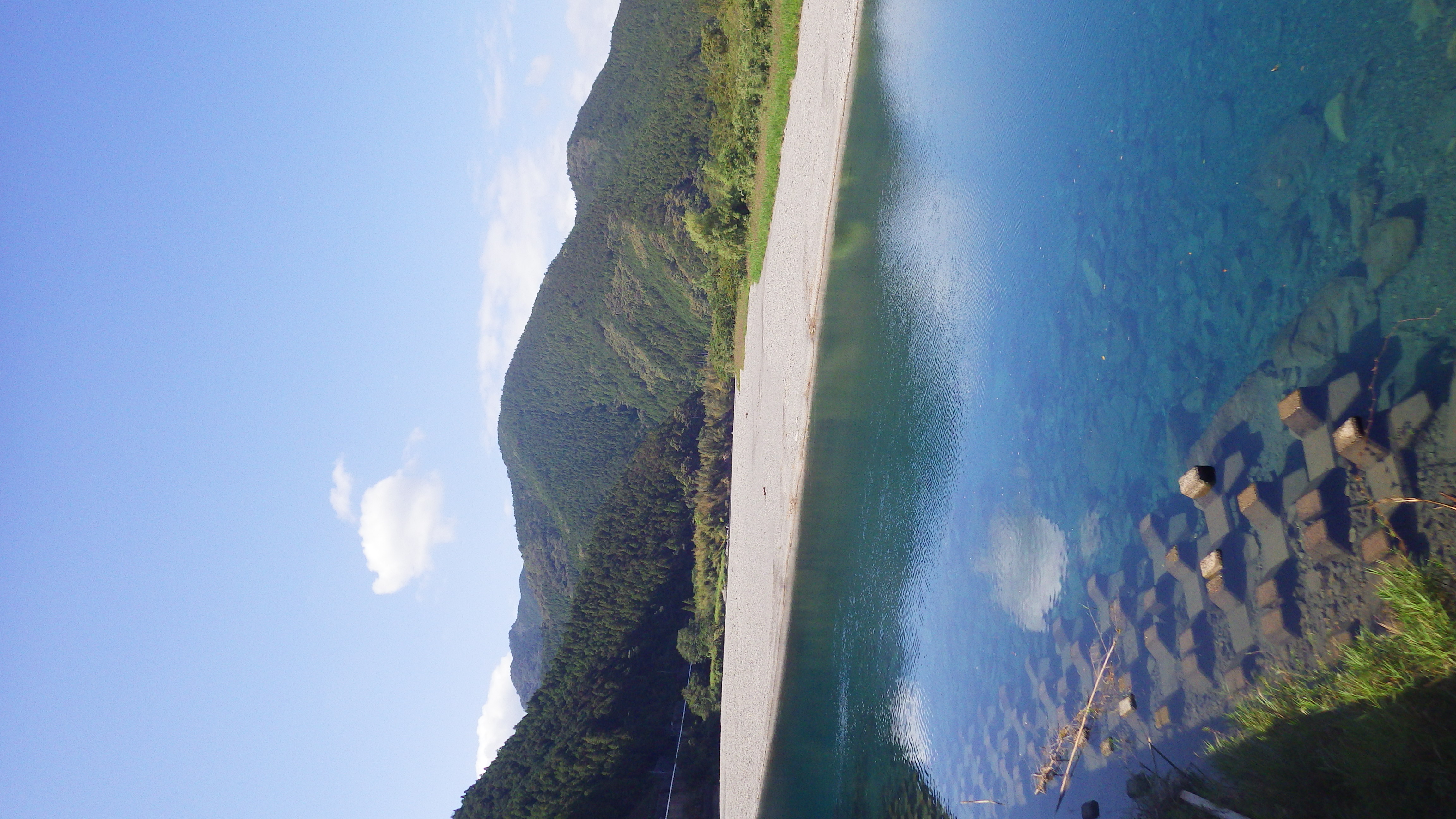 徳島県の美しい川を旅する体験プログラムをご用意しております。